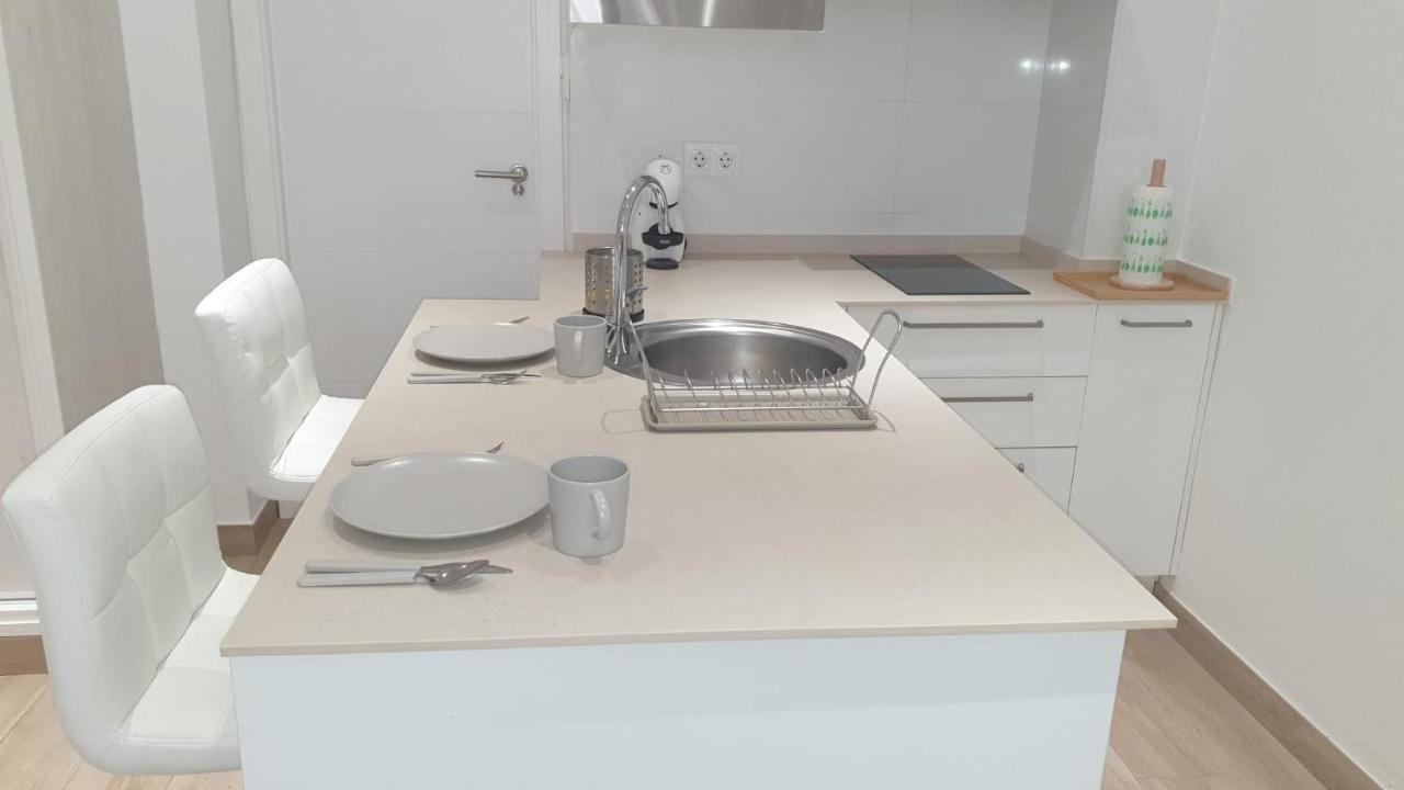 Estudio Moderno Con Opcion De Garaje Appartement Sevilla Buitenkant foto